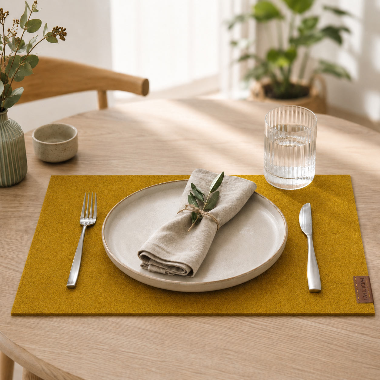 Platzset aus 100% Wollfilz | Rechteckiges Tischset aus Merinowolle mit Lederlabel