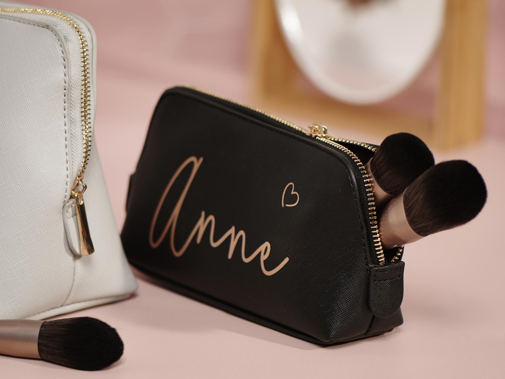 Kosmetiktasche_Name_3 Personalisierte Kosmetiktasche mit Herz - kleine Tasche