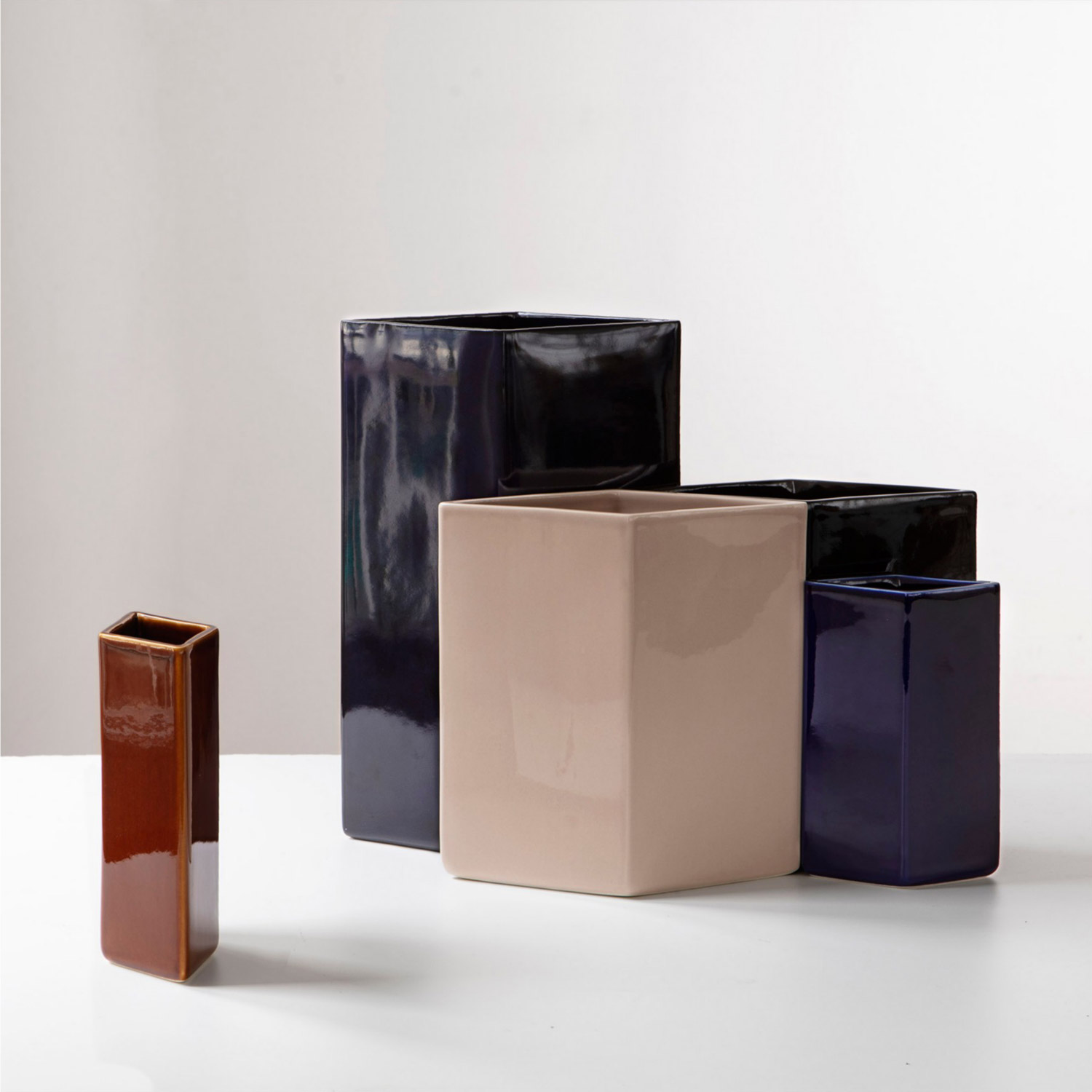 iittala-Ruutu-Keramikvase-225-mm-6 Ruutu Keramikvase 180 mm in blau und braun