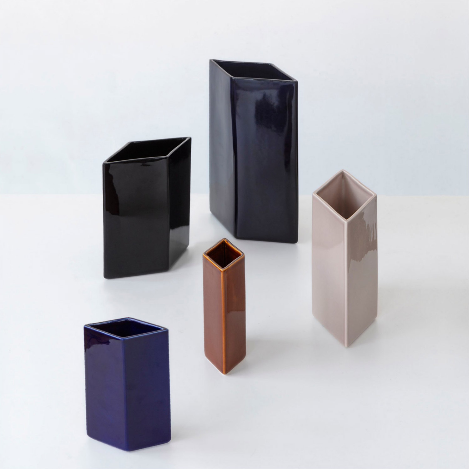 iittala-Ruutu-Keramikvase-225-mm-5