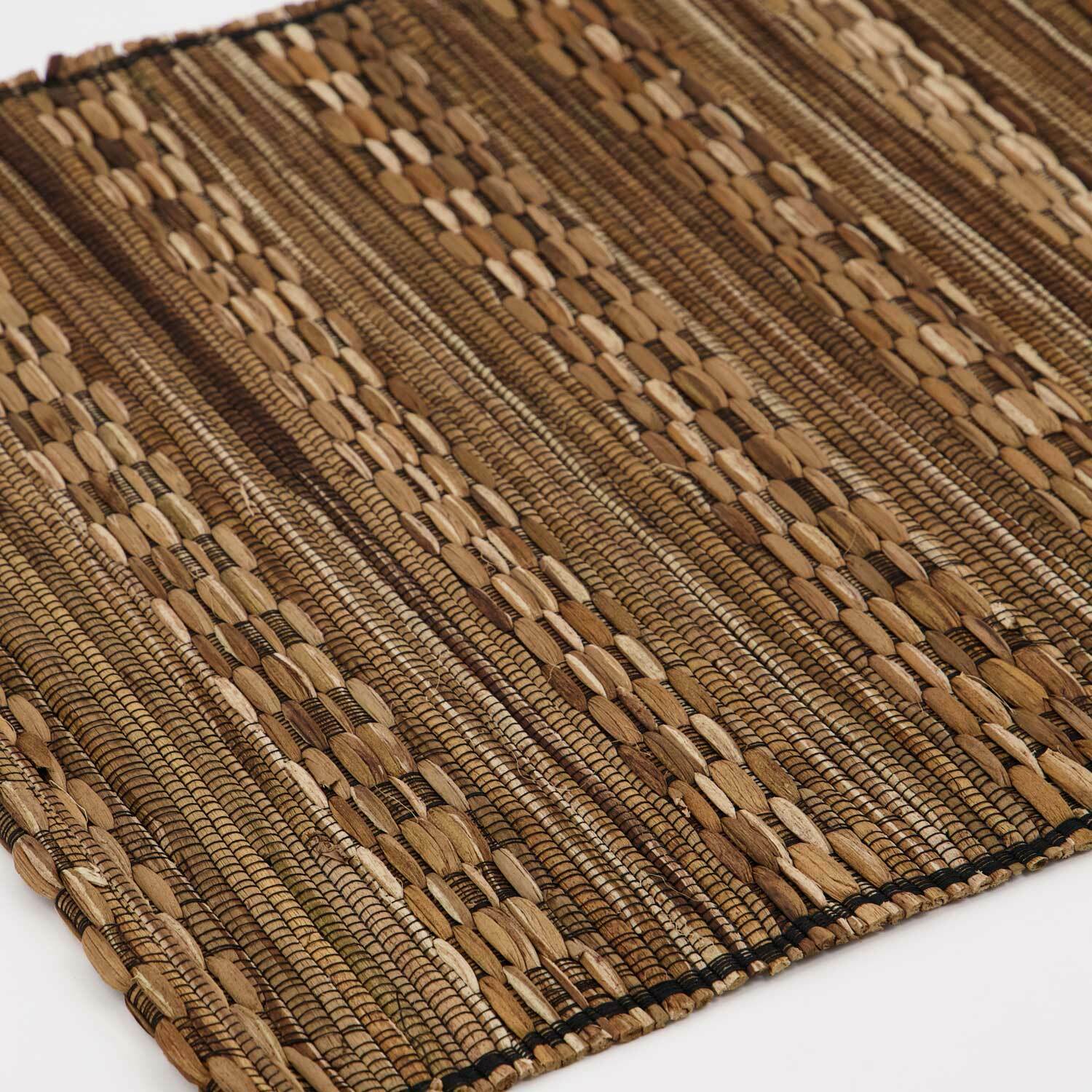 Platzdeckchen_HD261940020_2