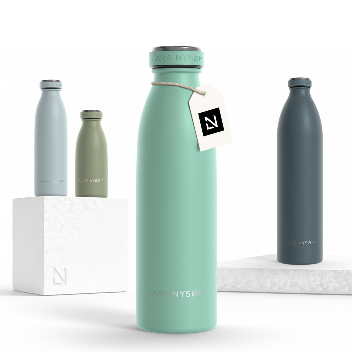 LARS NYSØM - Edelstahl Trinkflasche 1000ml – Stylischer Begleiter in verschiedenen Farben