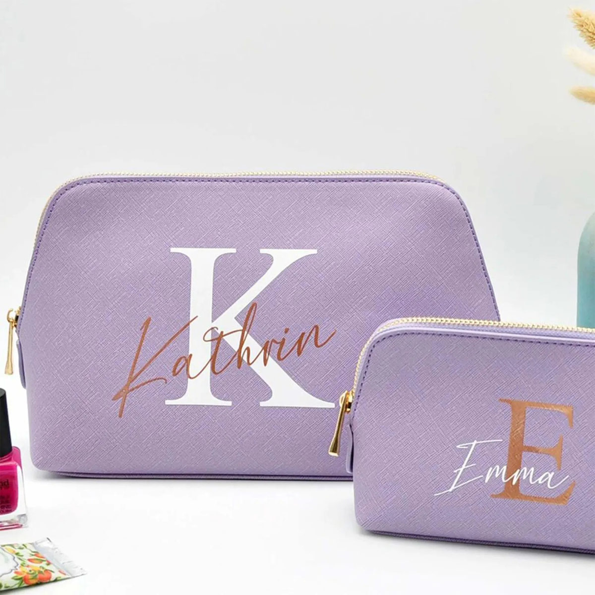 KT11_3 Kulturtasche mit Initial und Namen