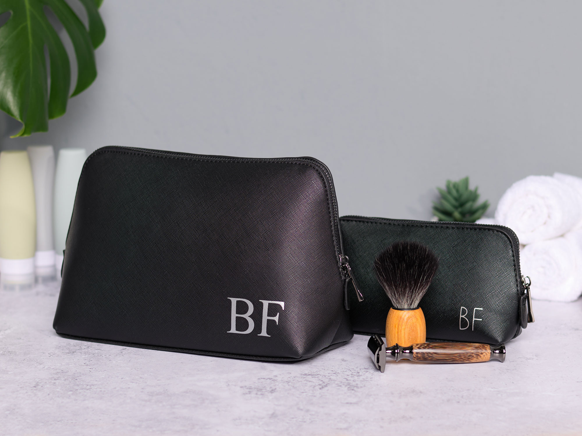 Kulturtasche-Herren-Monogramm1 Toilettentasche für Männer mit Initalen - Set