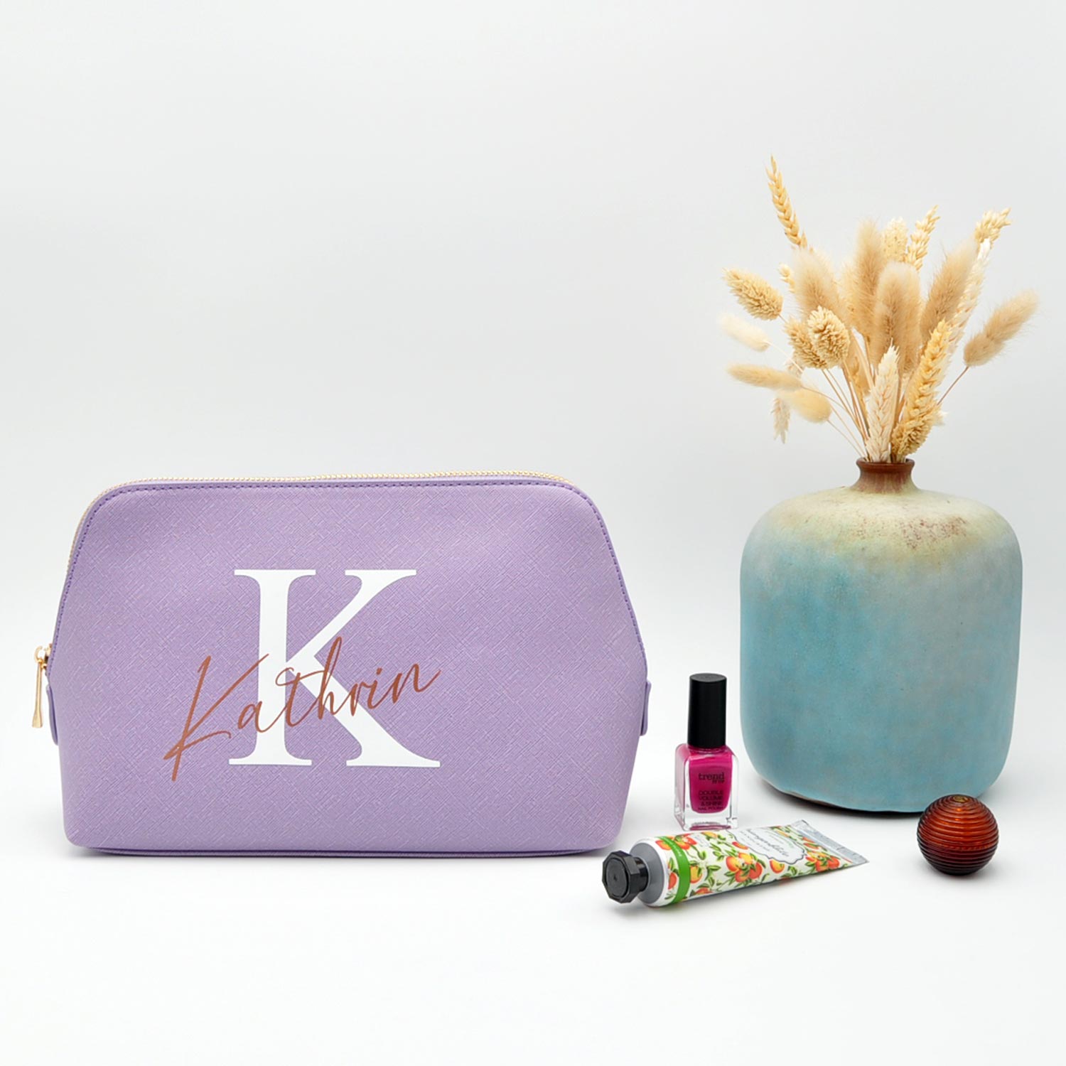 Kulturtasche mit Initial und Namen - Farbe: Lilac, Größe: L