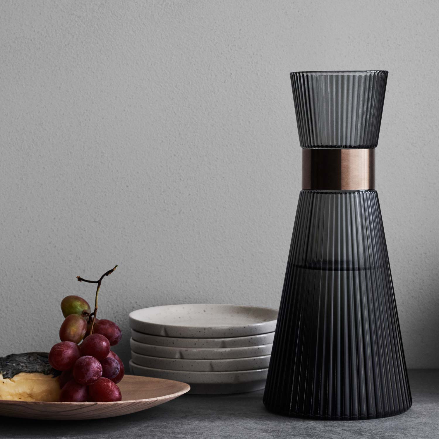 Karaffe_Grand_Cru_dark8 Wasserkaraffe Crand Cru dark Ring