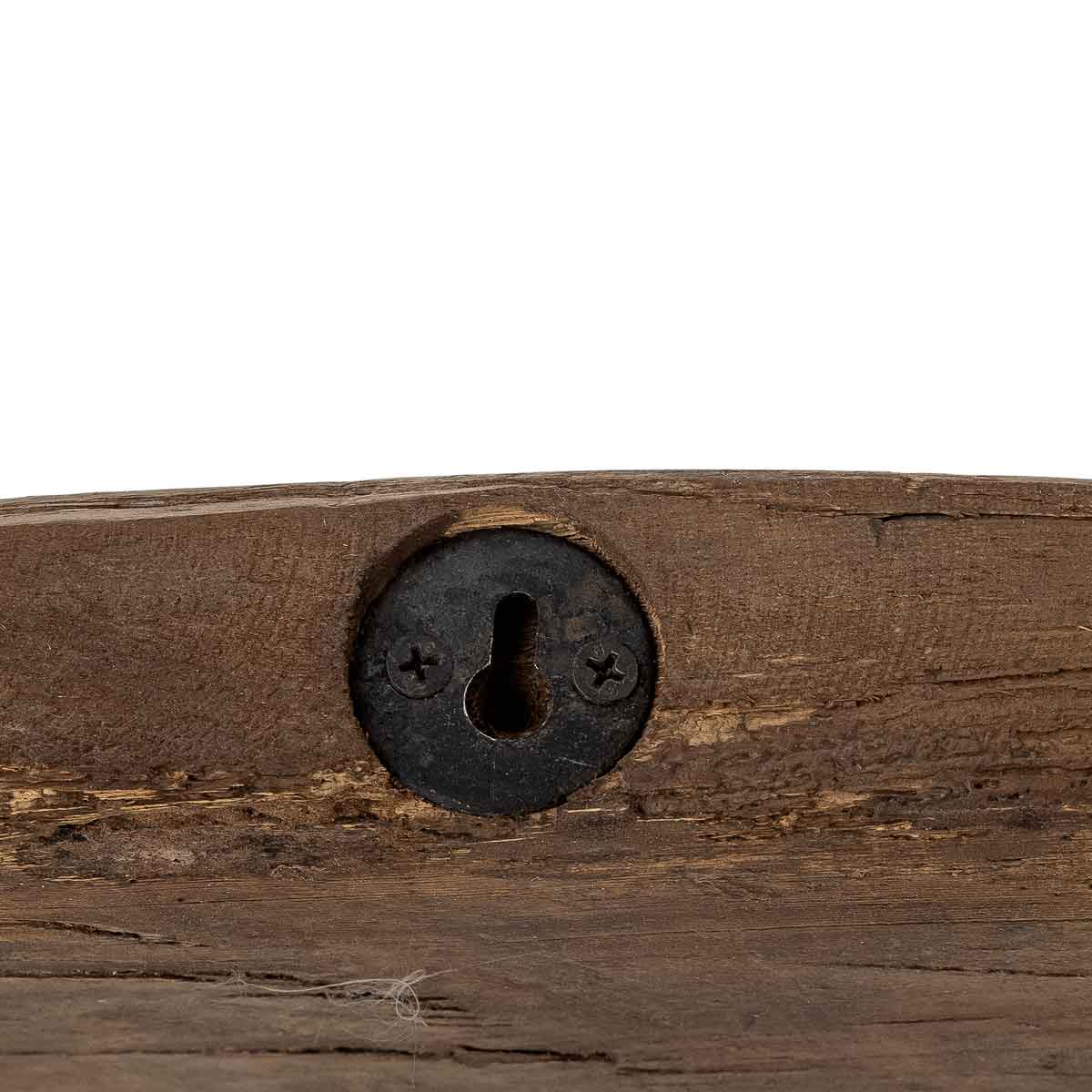 Garderobe_aus_Altholz_82056548_5 Wandgarderobe aus dunklem Holz mit 4 Kleiderhaken - Rückseite mit Befestigung